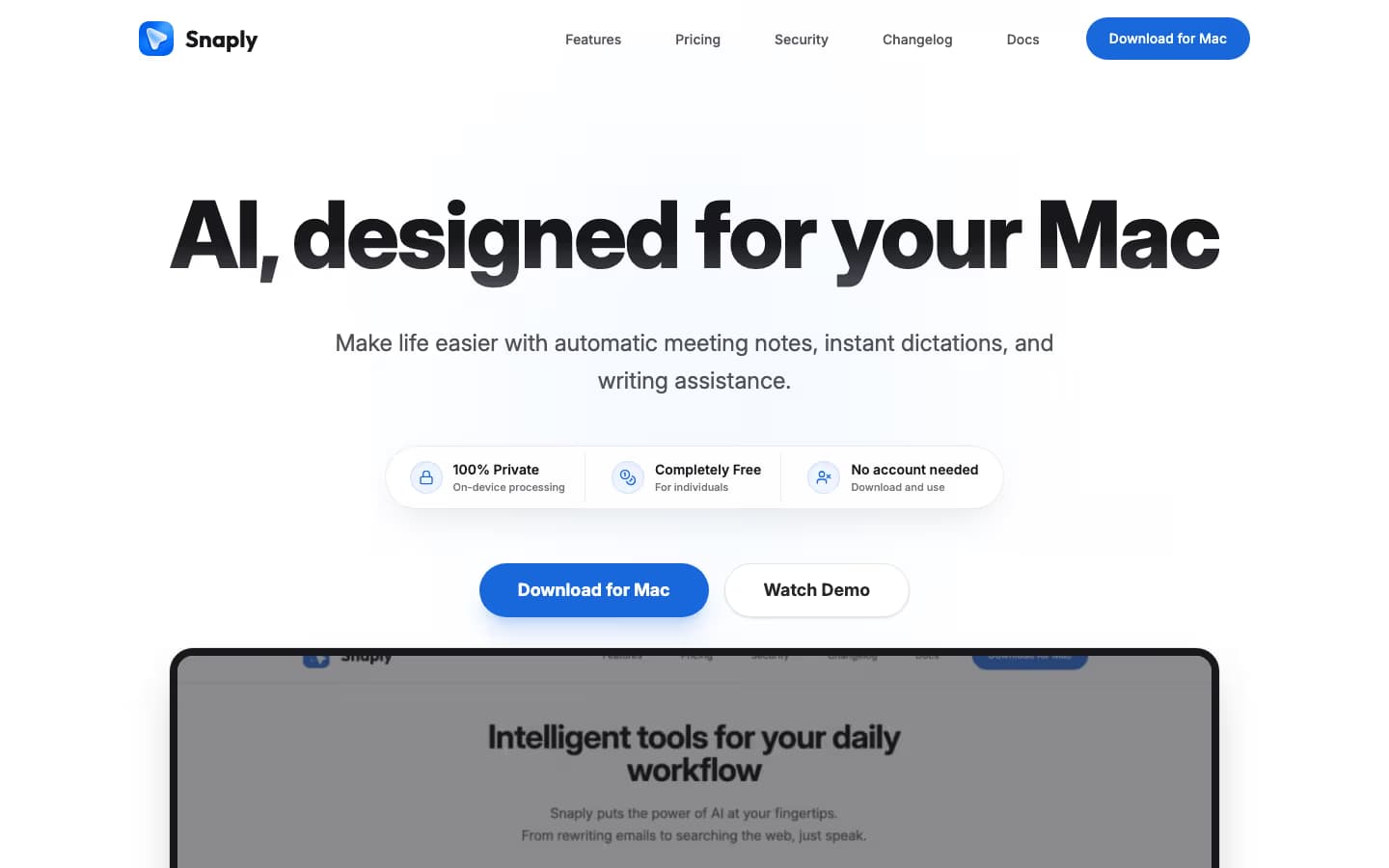 Snaply homepage at snaply.ai with the tagline 'AI, designed for your Mac', a Download for Mac button, and badges reading 100% Private, Completely Free, and No account needed